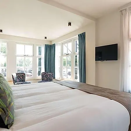 Hof Holland Hotel 3*