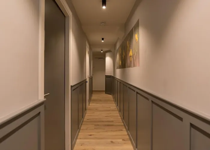 Hof Holland 호텔 에담