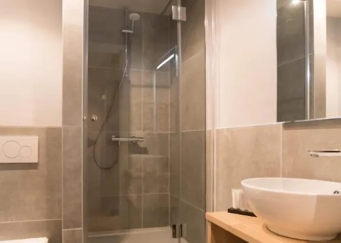 Hof Holland 3* 에담